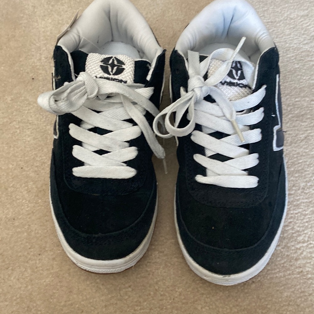 NWT Visions Black Faux Suede Sneakers